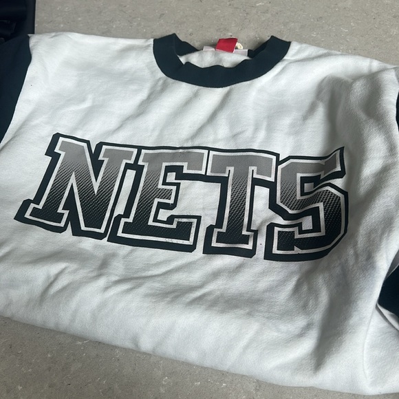 Mitchell & Ness NBA Nets Brooklyn Black White Crewneck Sweater NWT men’s Sz M - Picture 15 of 15